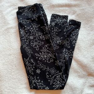 LuLaRoe One Size Leggings Black & White